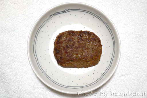 ハンバーグ王子kazukazuによる充実食卓マルシンハンバーグトマトレビュー